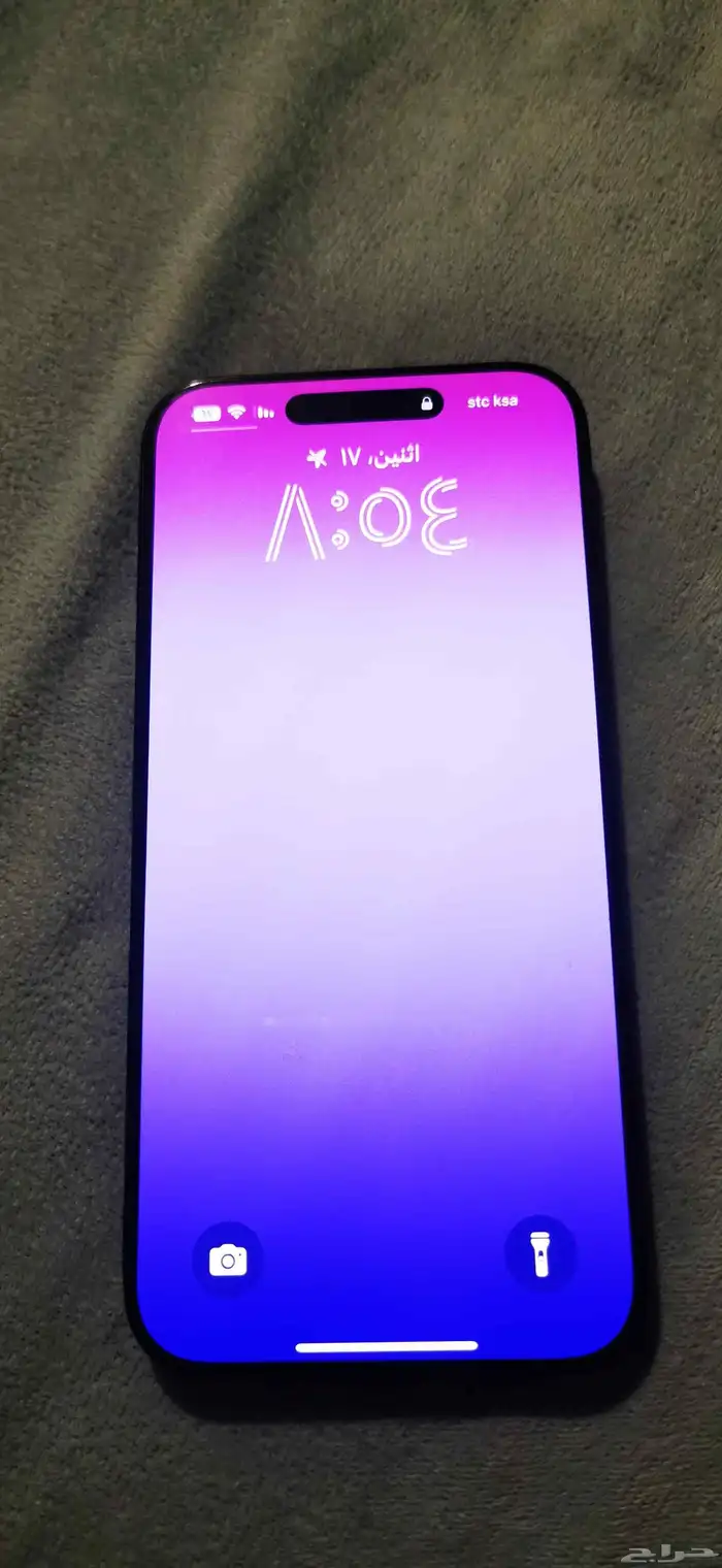 آيفون 16 برو ماكس 256 البطاريه 100  يوجد في الخلف شعر بسيط 0