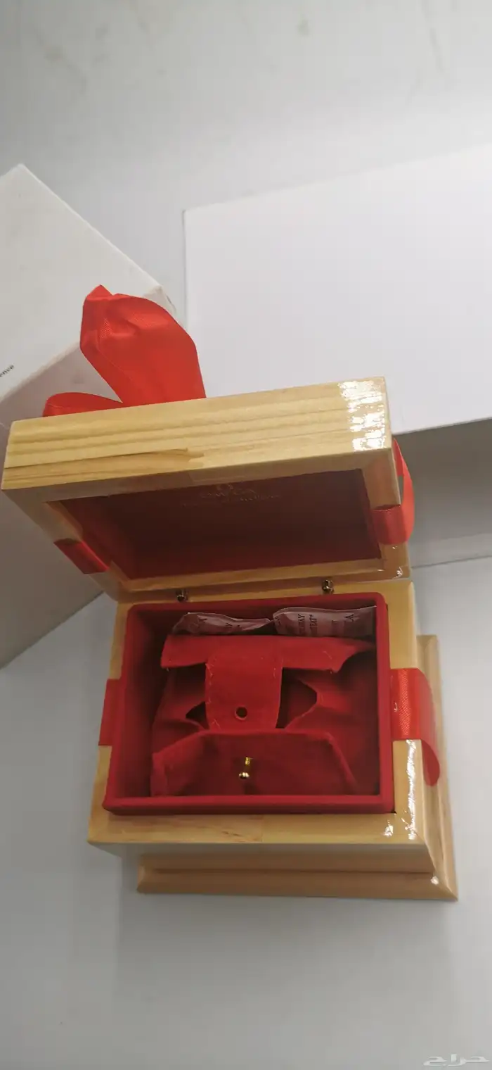 علب ساعات اصلية . كارتييه . اوميغا . شوبارد . ايبل . هوبل 3