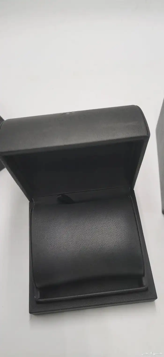 علب ساعات اصلية . كارتييه . اوميغا . شوبارد . ايبل . هوبل 7