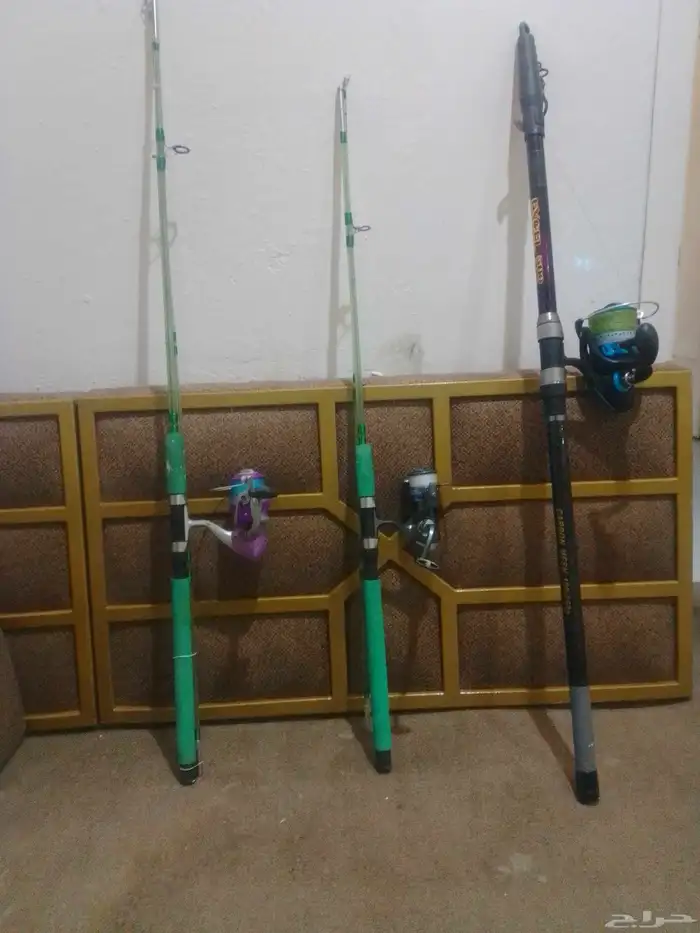 سنارات صيد سمك استخدم نظيف لبيع حسب سوم وقفص حديد 0