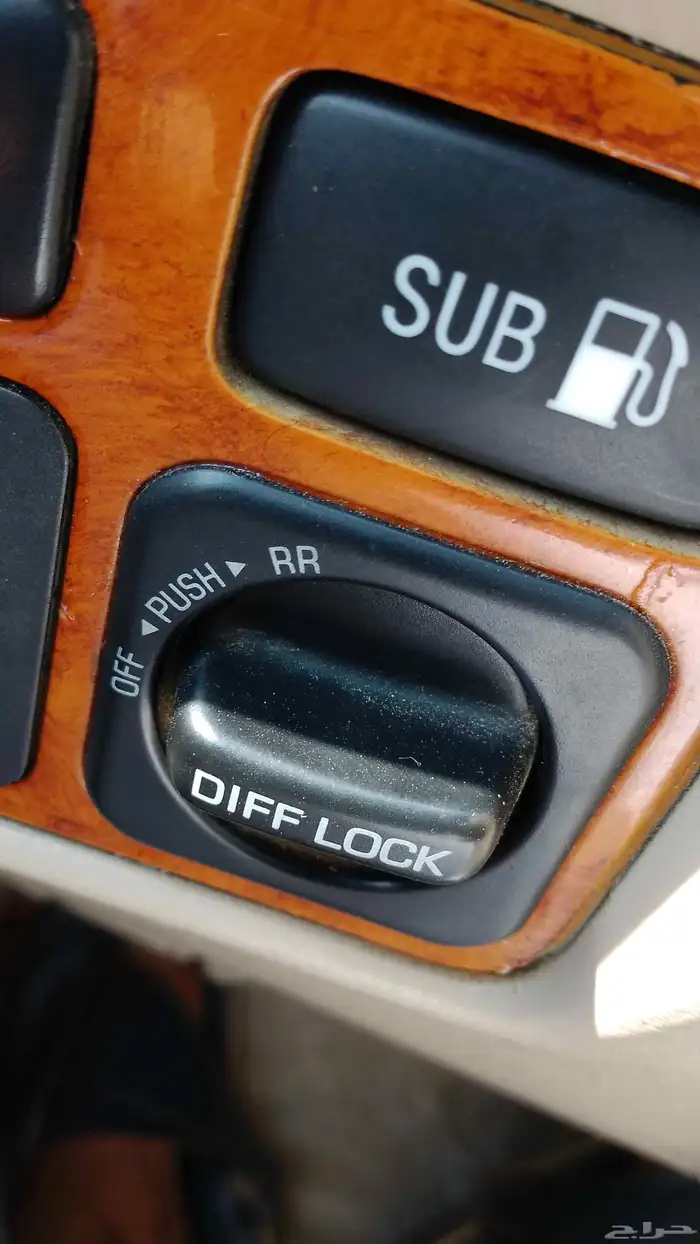 لاندكروزر 2003 2