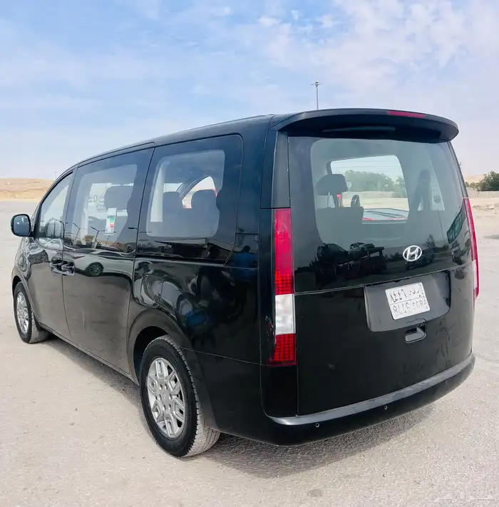 للبيع ستاريا هونداي 2024 ديزل شغال اتماتيك 0