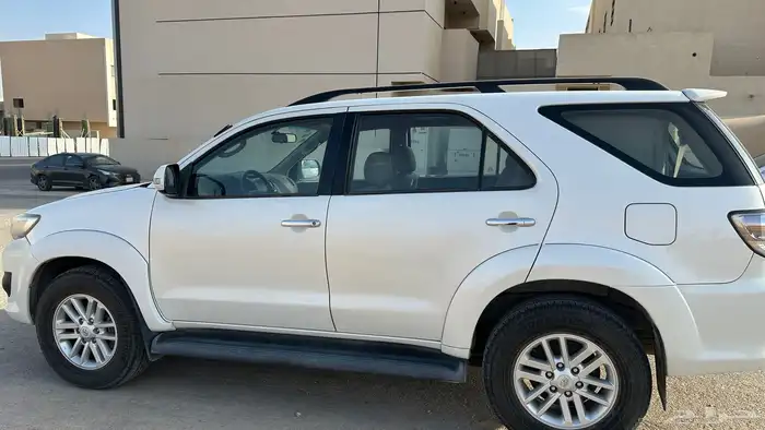 تويوتا جيب فورتشنر 3