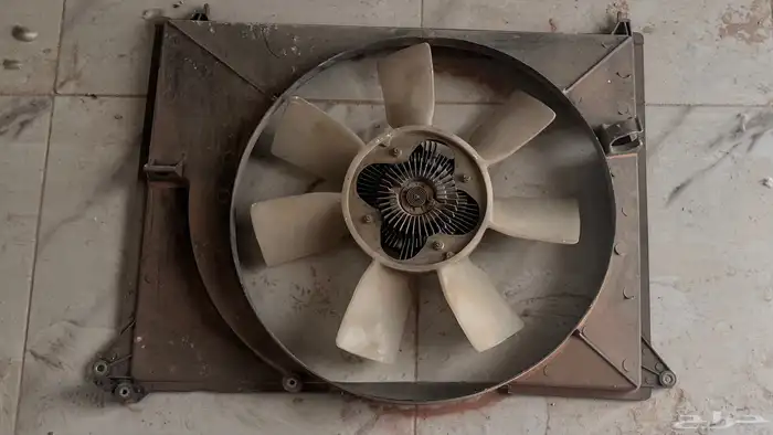 للبيع دعامية وجنوط سود هايلوكس 2010 3