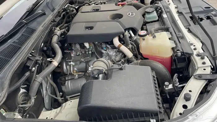 هايلكس 24 ديزل للبيع 4