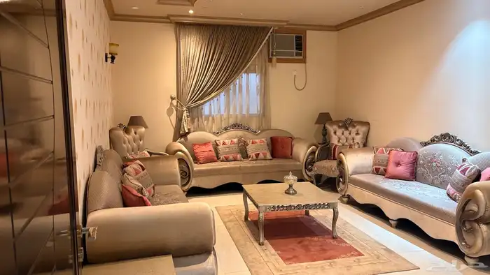 شقة مفروشة فاخرة في حي شوران 3غرف 4