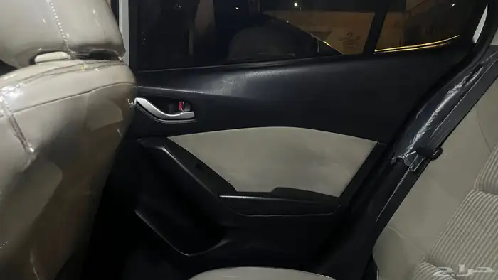 مازدا 3 نص فل 17