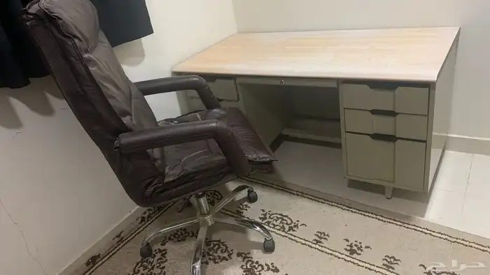 مكتبه للبيع 0