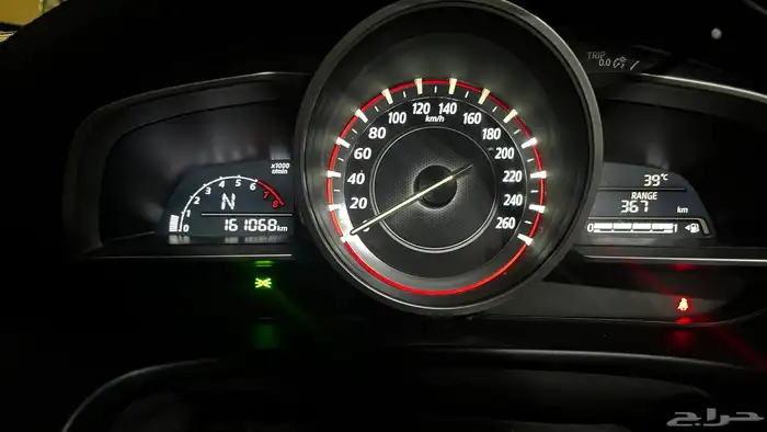 مازدا 3 نص فل 18