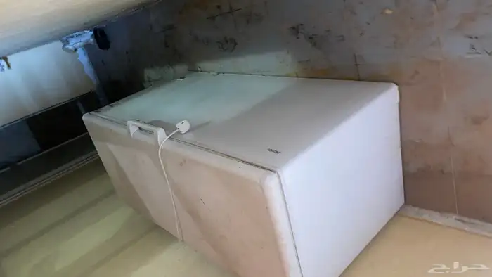 فريزر كبير. شغال 0