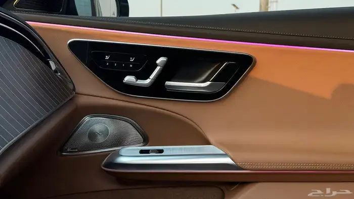 مرسيدس E300 شبه زيرو 28