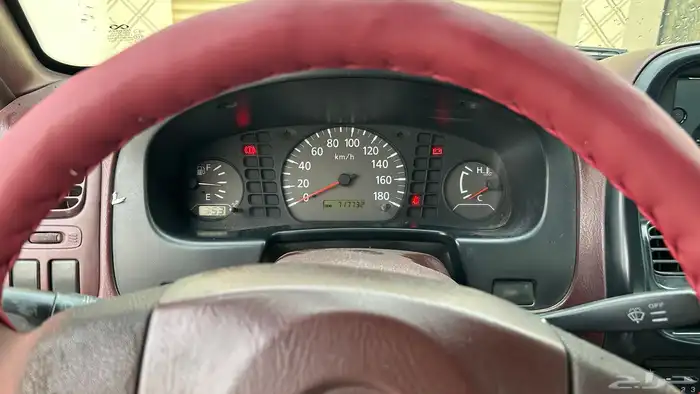 نيسان داتسن الموديل 2003 9