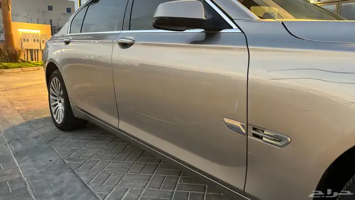 بي ام دبليو 2010 8