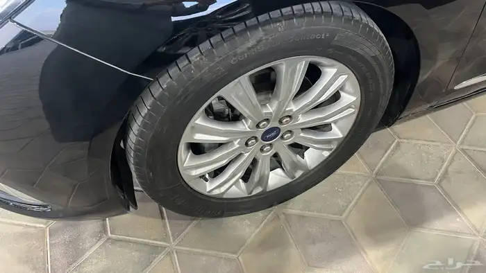 النوع   فورد تورس 2022 7