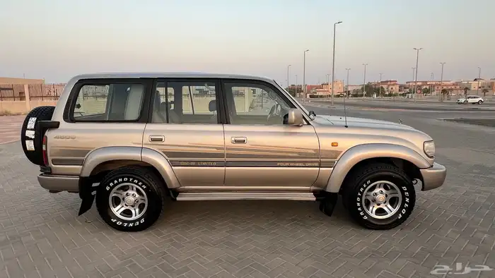 تويوتا لاندكروزر 1997 9