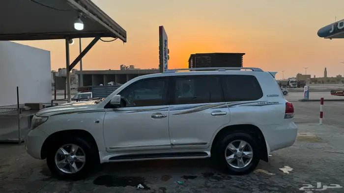 جيب جكسار مديل 2008 6