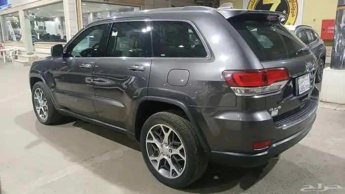 جيب شيروكي 2020 عداد 186000 لمتد 1