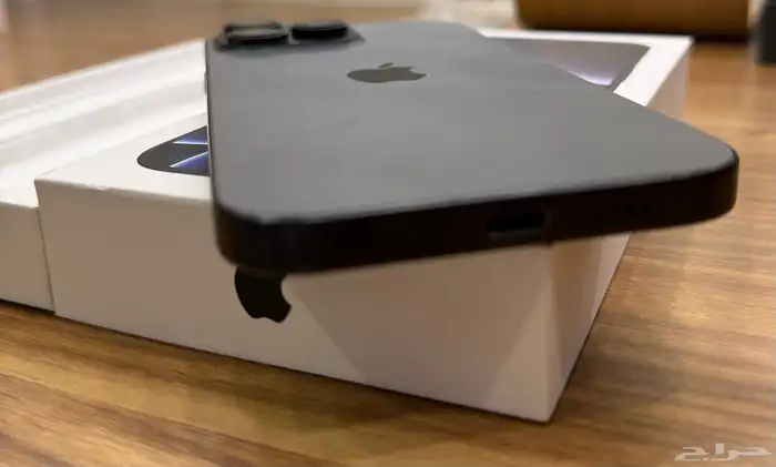 ايفون 16 برو ماكس 1 تيرا مستخدم 4