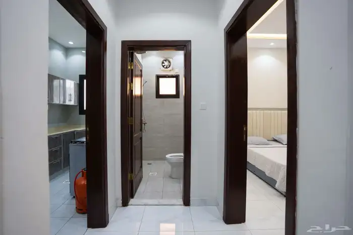 شقة مفروشة لإيجار الشهري غرفتين وصالة 10