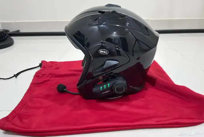 خوذة من شركة BELL 1