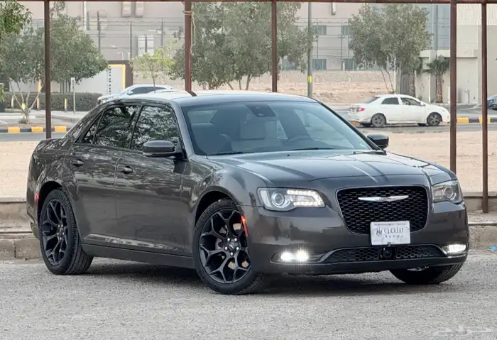 كرايزلر C300s موديل 2021 بحالة الوكاله شرط 3
