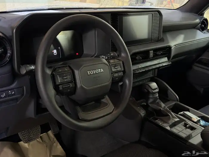 برادو 2025 TXL1 اصفار 12