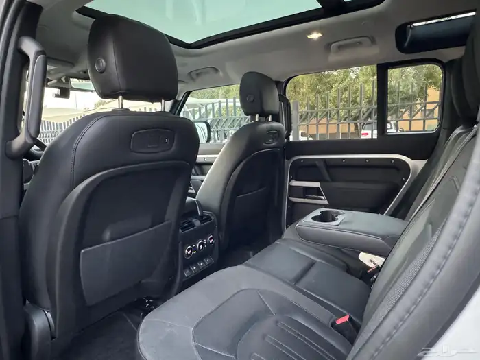 رنج روفر ديفندر FIRST EDITION 110 موديل 2020 ( إصدار خاص ) 38