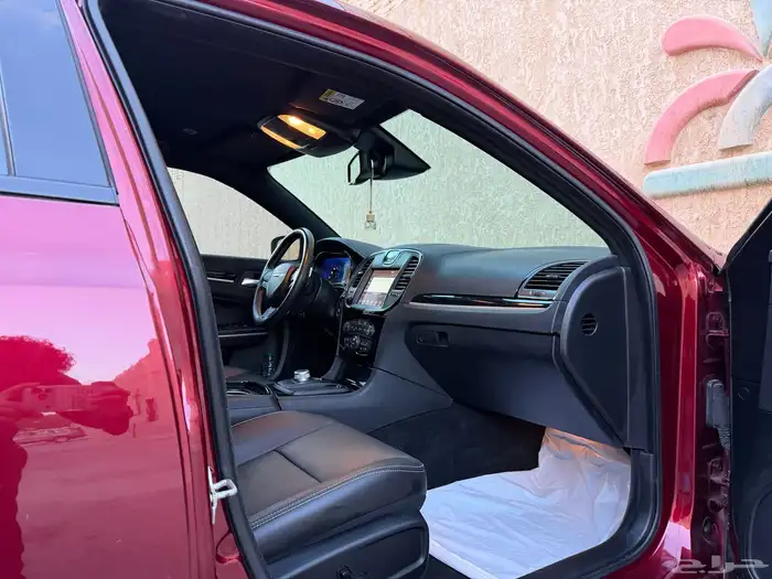 كرايزلر S300 موديل 2021 40