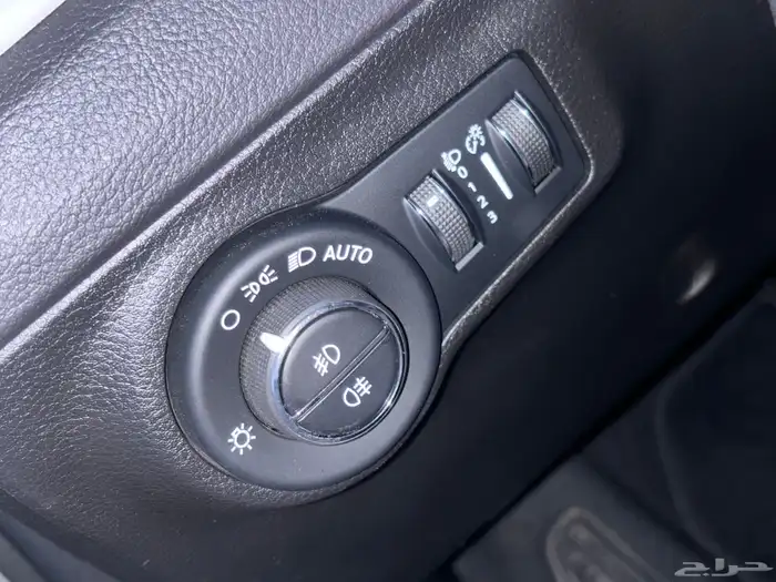 جيب jeep كومباس 2020 عداد 10 الف 34