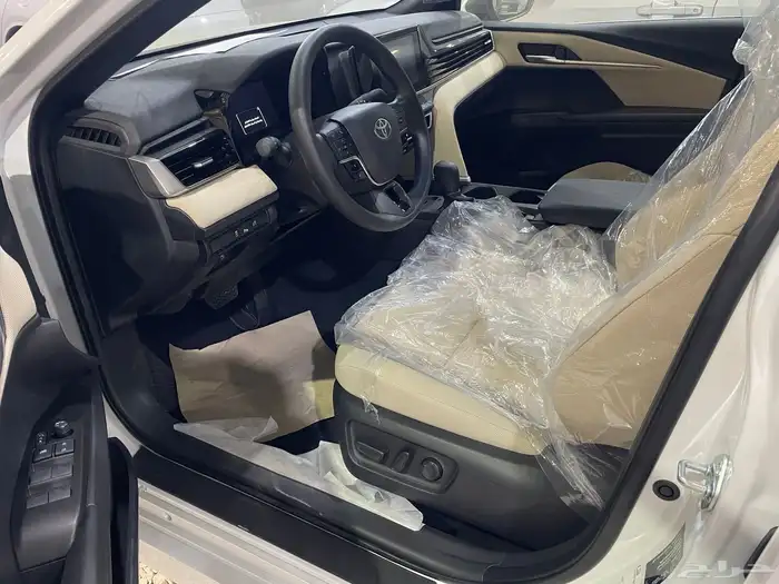 كامري استاندر 2025 سعودي ابيض - تيتانيوم 4