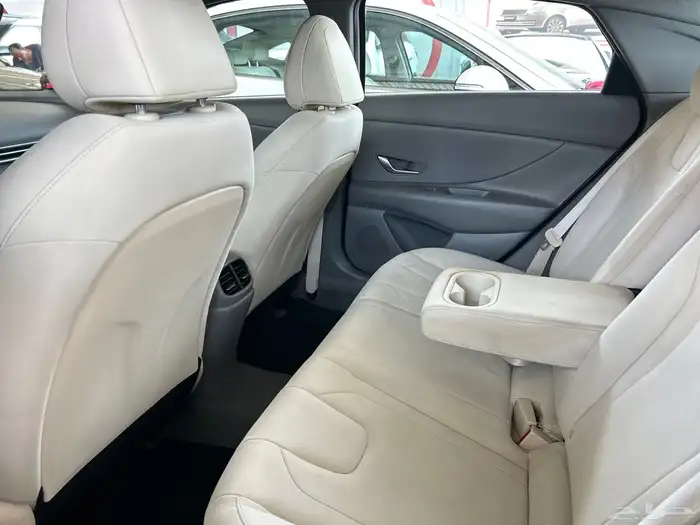 هيونداي  النترا 2022 استاندر   مكينه 2000 سي سي 13