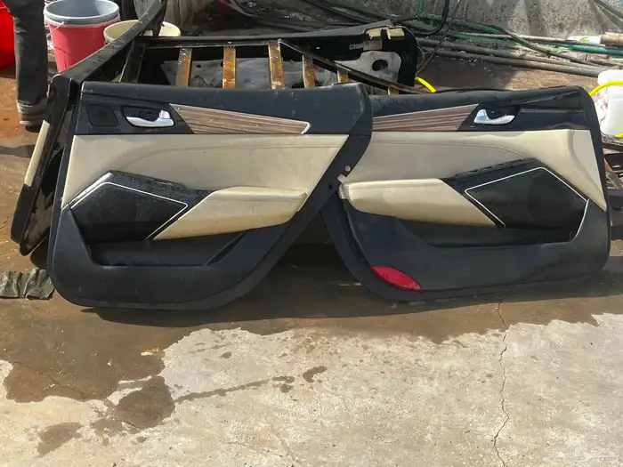 قطع داخلية كدينزا كامله وشمعة يمين كدينزا الموديل من 2017 0