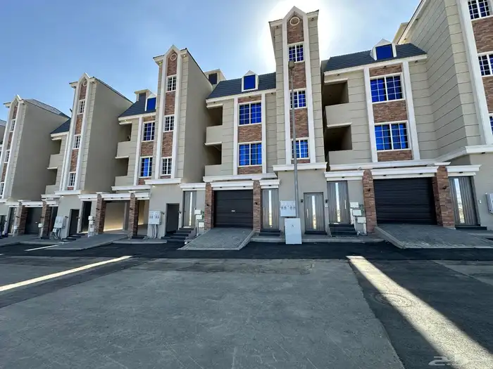 للبيع شقق فاخرة نظام ادوار حي المعارض طريق ابها الخميس 24