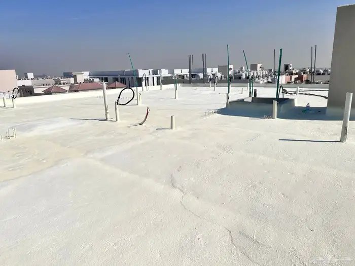 شركة عزل اسطح من الامطار عزل فوم ضمان10 سنوات 9