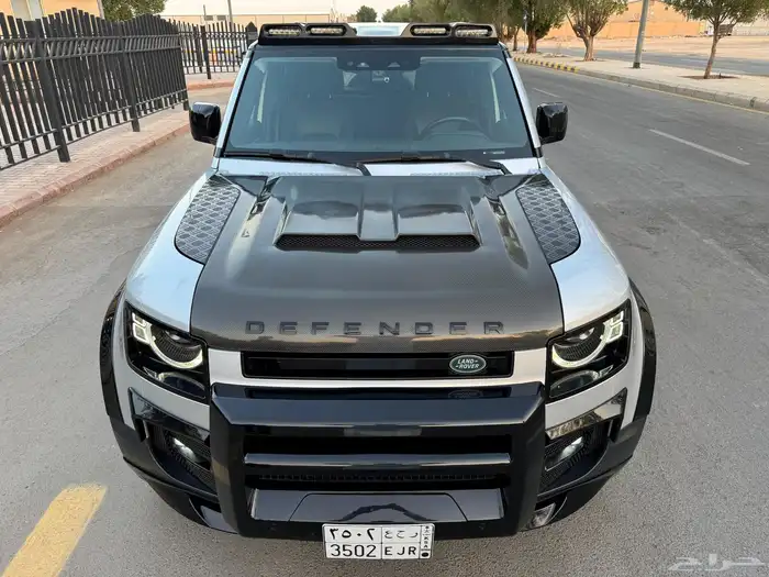 رنج روفر ديفندر FIRST EDITION 110 موديل 2020 ( إصدار خاص ) 4