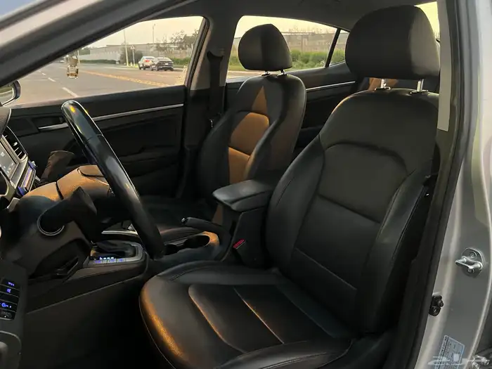 هيونداي لنترا (افانتي) بدي وكاله نظيفه جدا ممشى قليل 25