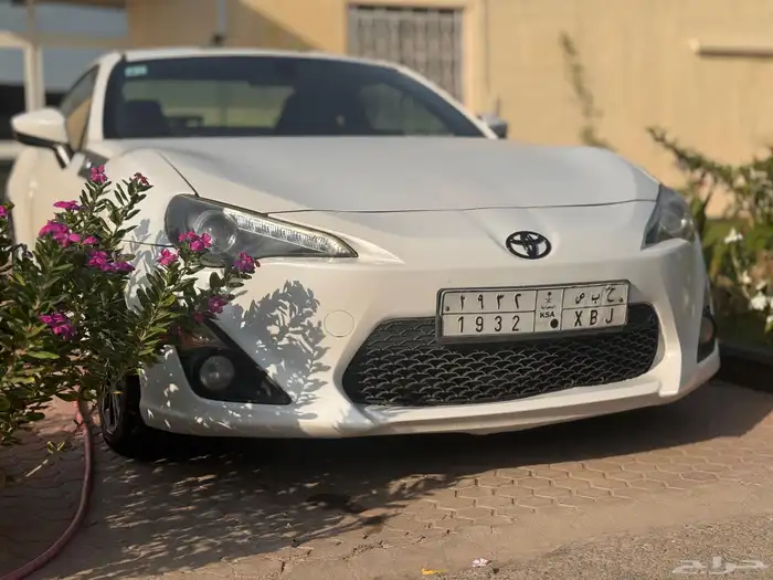 تويوتا جي تي 86 موديل 2013 0