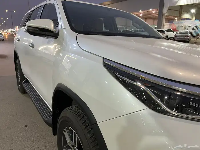 تويوتا فورتشنر 2023 VX1 سته سلندر 2