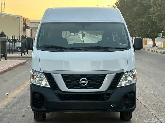 نيسان باص ركاب موديل 2019 سعودي قير عادي ديزل 5