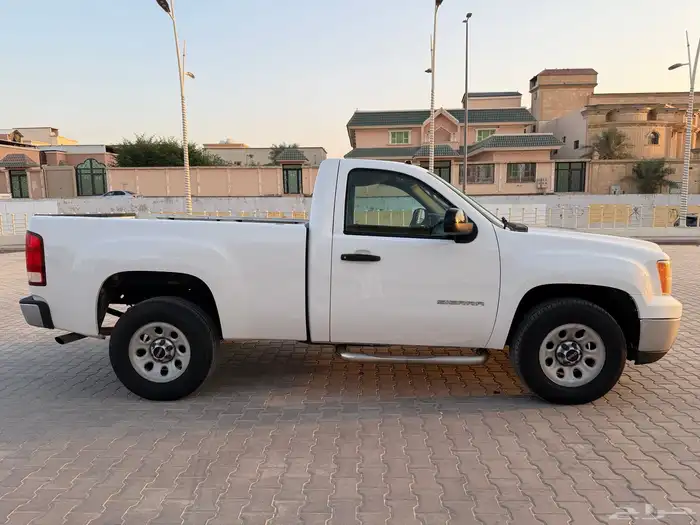 جي ام سي سييرا 2011 وارد الجميح ثاني مالك من الوكالة . 4