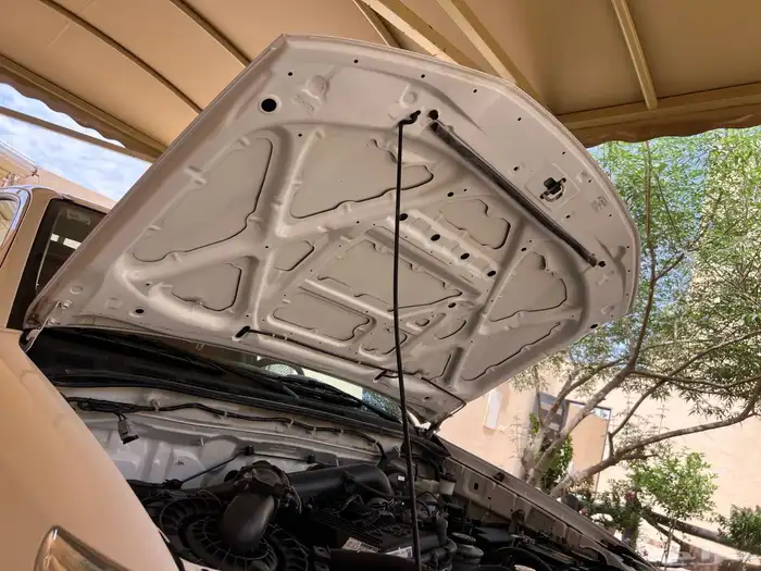 هايلوكس غمارة المديل 2015 سعودي عبداللطيف جميل جي ال اكس 99