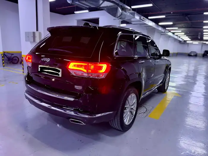 Jeep Grand Cherokee Summit 5