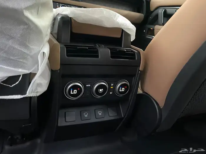 لاند روفر ديفندر2025- X-DYNAMIC-HSE سعودي داخلي جملي بنزين 26