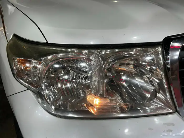 شمعات امامي وشبك لاندكروزر 2015 1