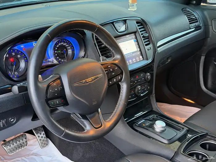 كرايزلر S300 موديل 2021 17
