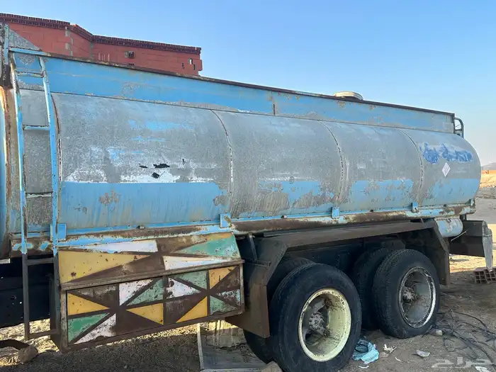 تانكي وايت نظيف 0