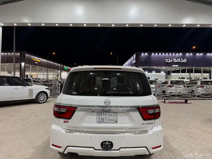 نيسان باترول 2023 فل كامل بلاتينيوم V6 سرندل مخزن 9