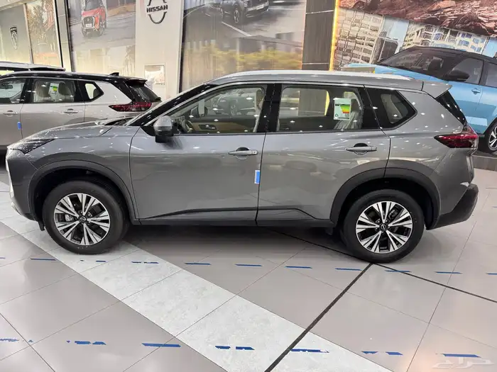 نيسان اكس تريل SV بلس فتحة سقف جلد 2025 1