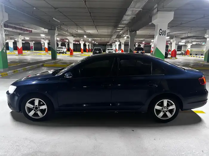 للبيع جيتا 2012 2