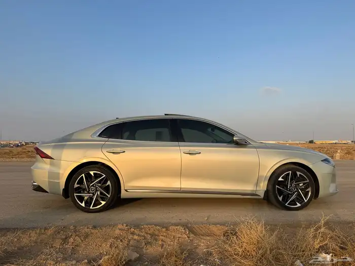 ازيرا 2023 سعودية بريميوم فل كامل ممشى قليل بريحة الوكاله 12